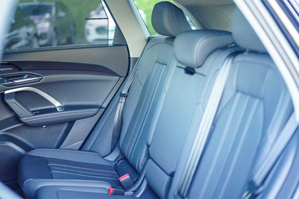 Thumbnail: 2025 Audi Q5 - 18