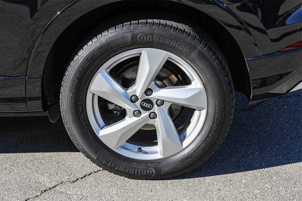 Thumbnail: 2021 Audi Q3 - 8