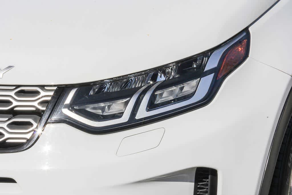 Thumbnail: 2021 Land Rover Discovery Sport - 7