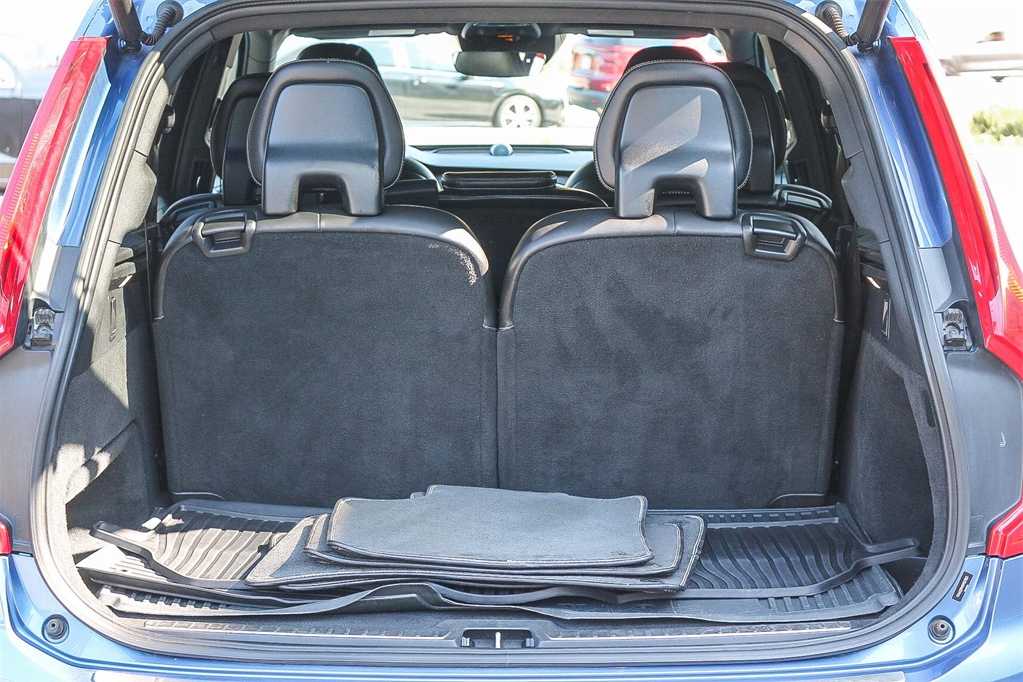 Thumbnail: 2017 Volvo XC90 - 29