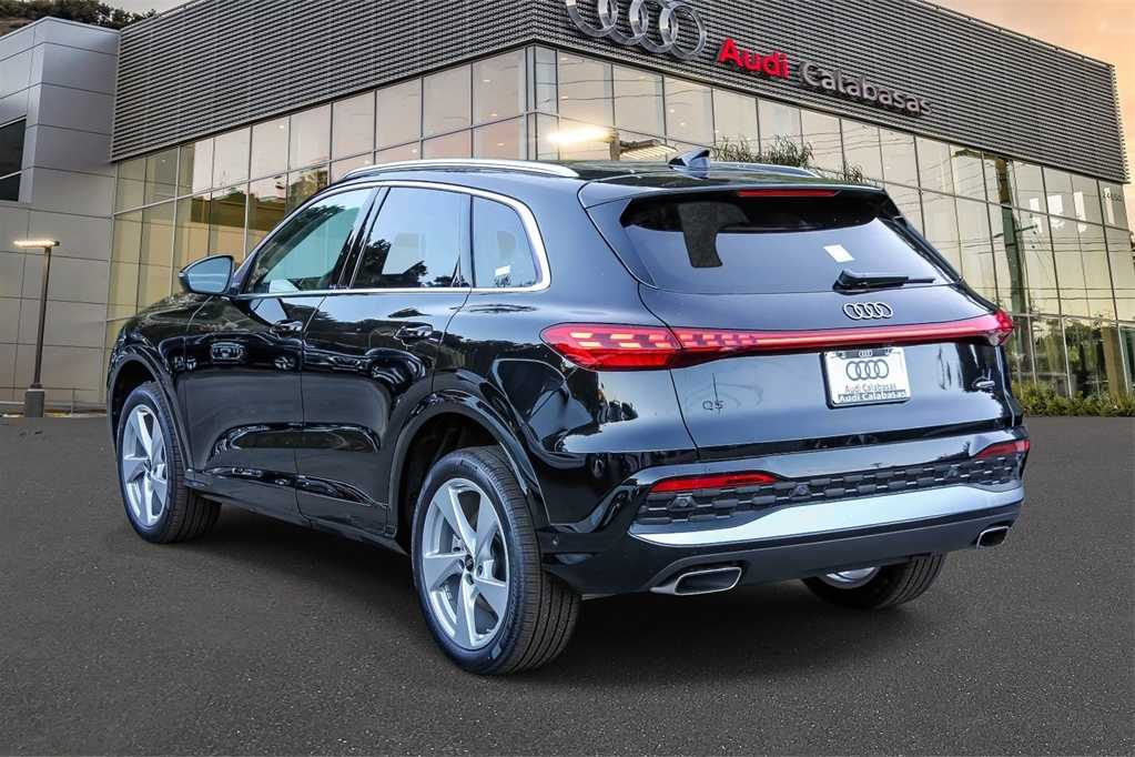 Thumbnail: 2025 Audi Q5 - 2