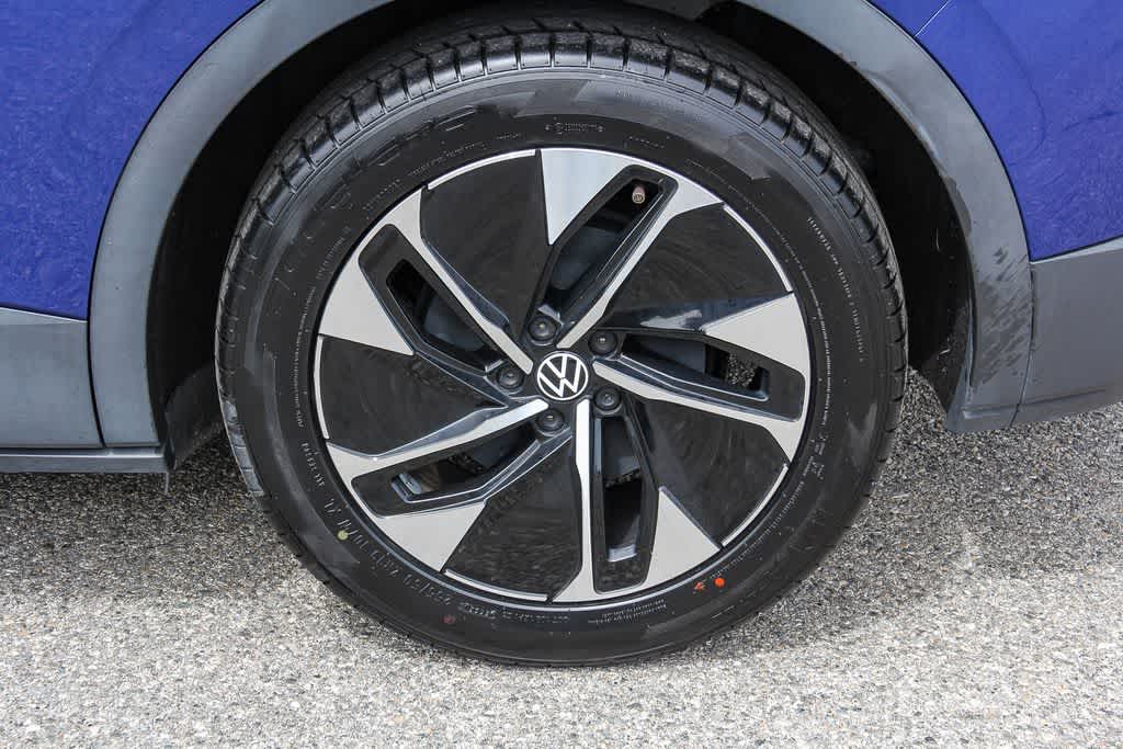 Thumbnail: 2022 Volkswagen ID.4 - 10