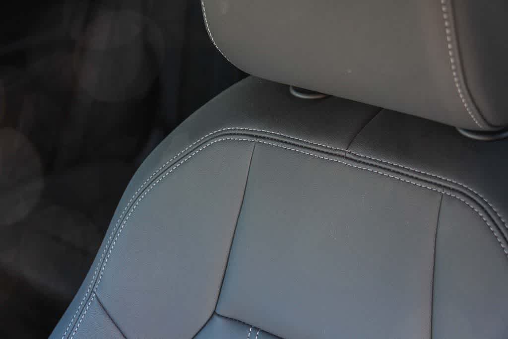 Thumbnail: 2025 Audi Q5 - 25