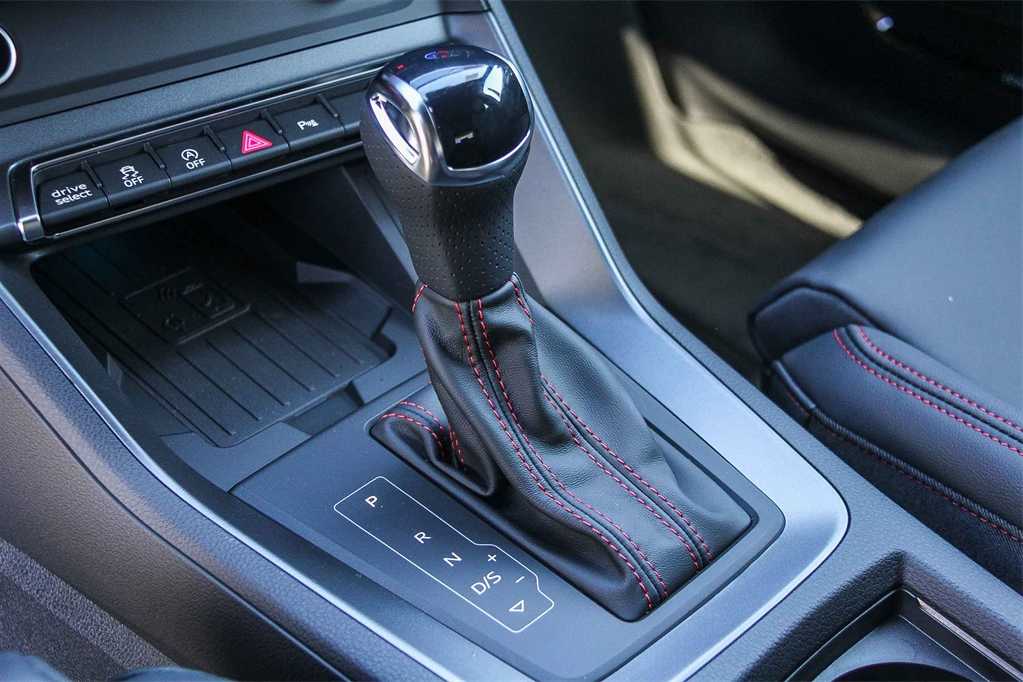 Thumbnail: 2025 Audi Q3 - 20