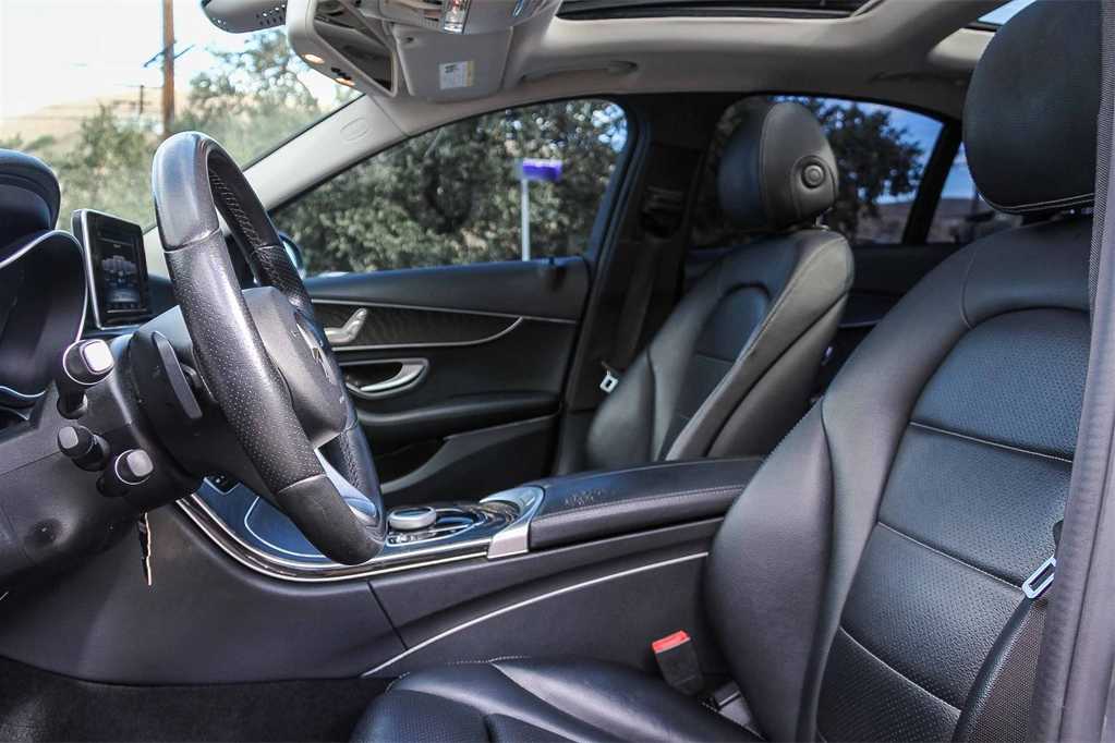 Thumbnail: 2017 Mercedes-Benz C-Class - 19