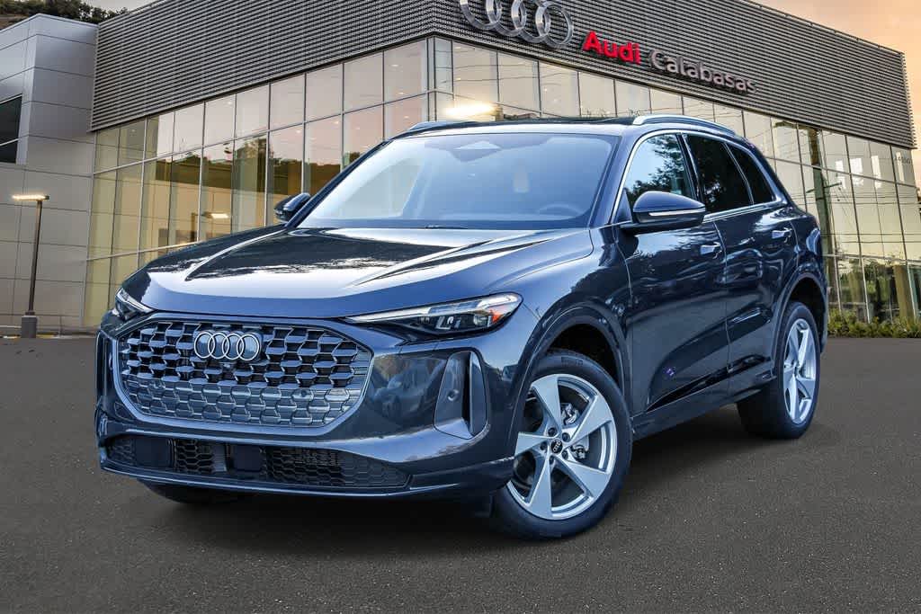 Thumbnail: 2025 Audi Q5 - 1