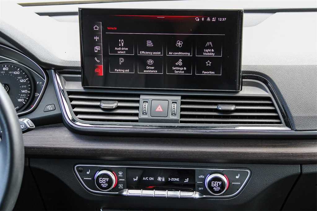 Thumbnail: 2023 Audi Q5 - 15