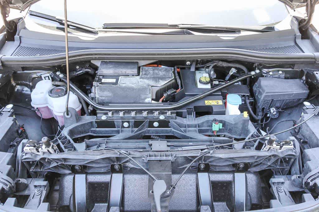 Thumbnail: 2023 Audi Q4 e-tron - 27