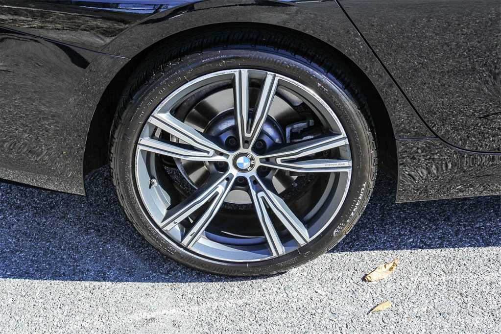 Thumbnail: 2022 BMW 3 Series - 10