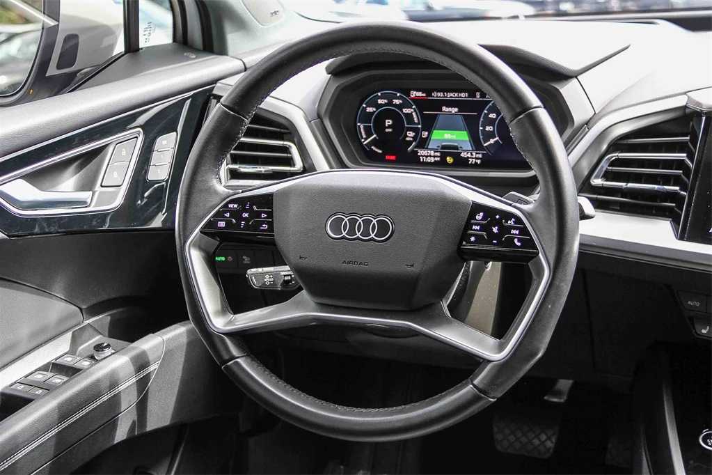 Thumbnail: 2023 Audi Q4 e-tron - 15