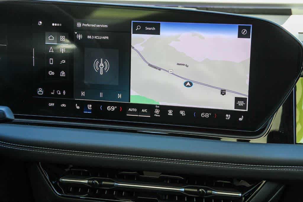 Thumbnail: 2025 Audi e-tron S - 15