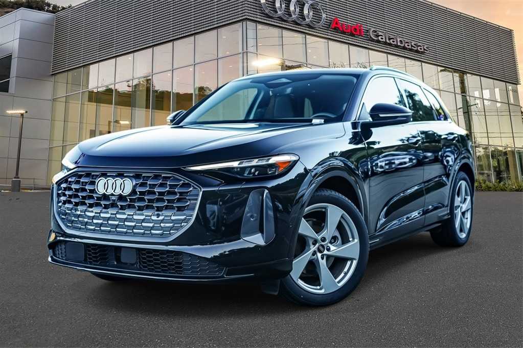 Thumbnail: 2025 Audi Q5 - 1