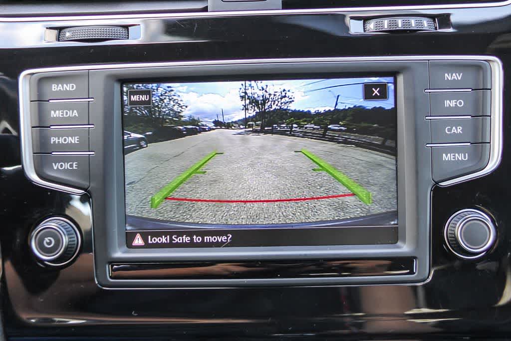 Thumbnail: 2017 Volkswagen Golf - 19