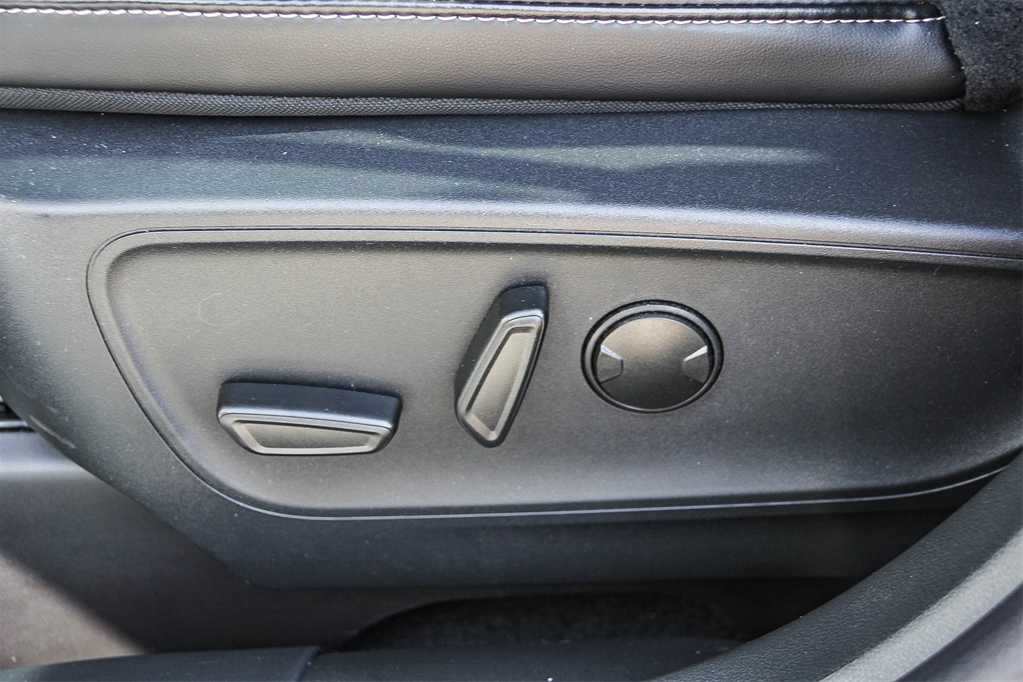 Thumbnail: 2025 Ford Escape - 20