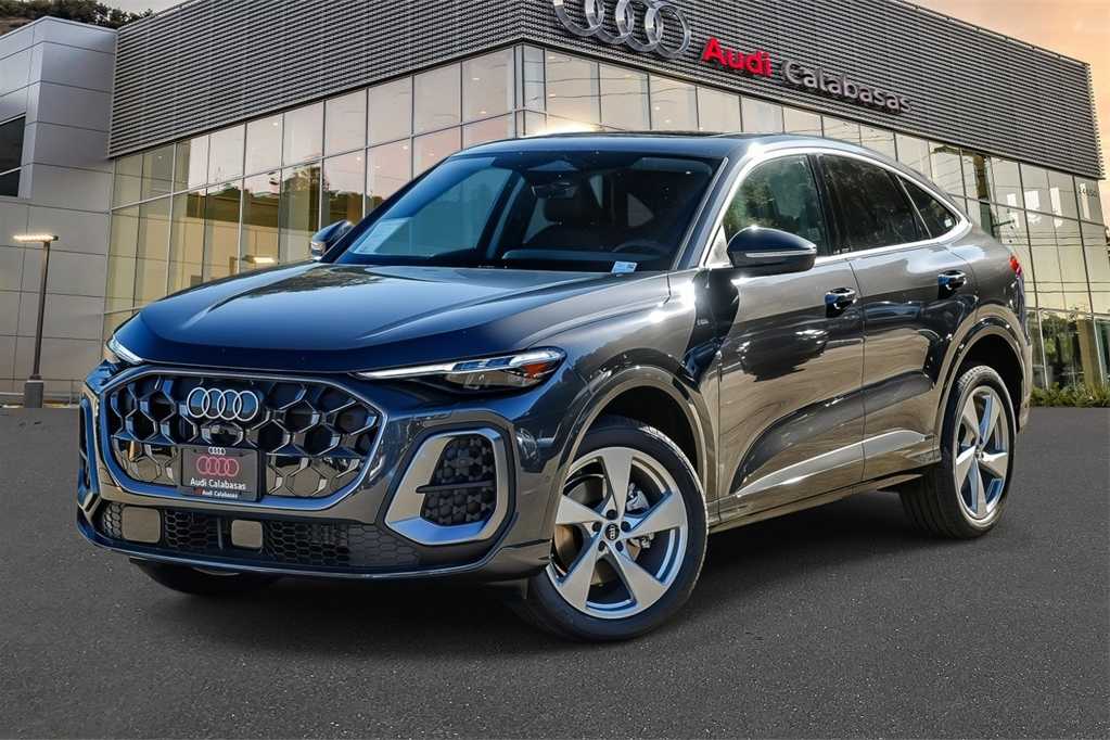Thumbnail: 2025 Audi Q5 - 1