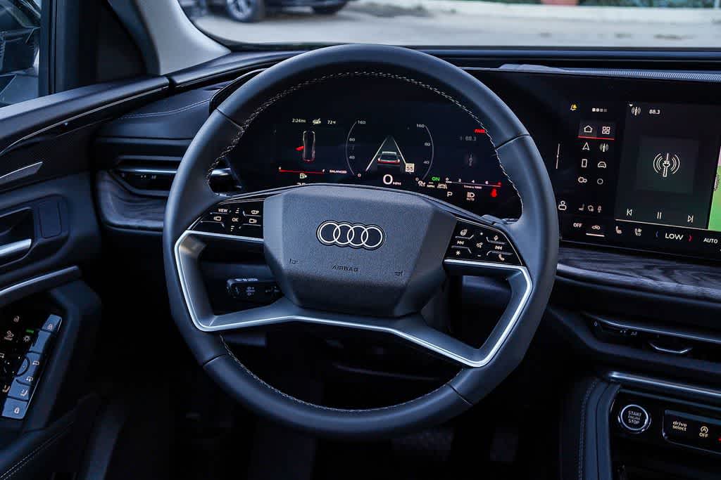 Thumbnail: 2025 Audi Q5 - 15