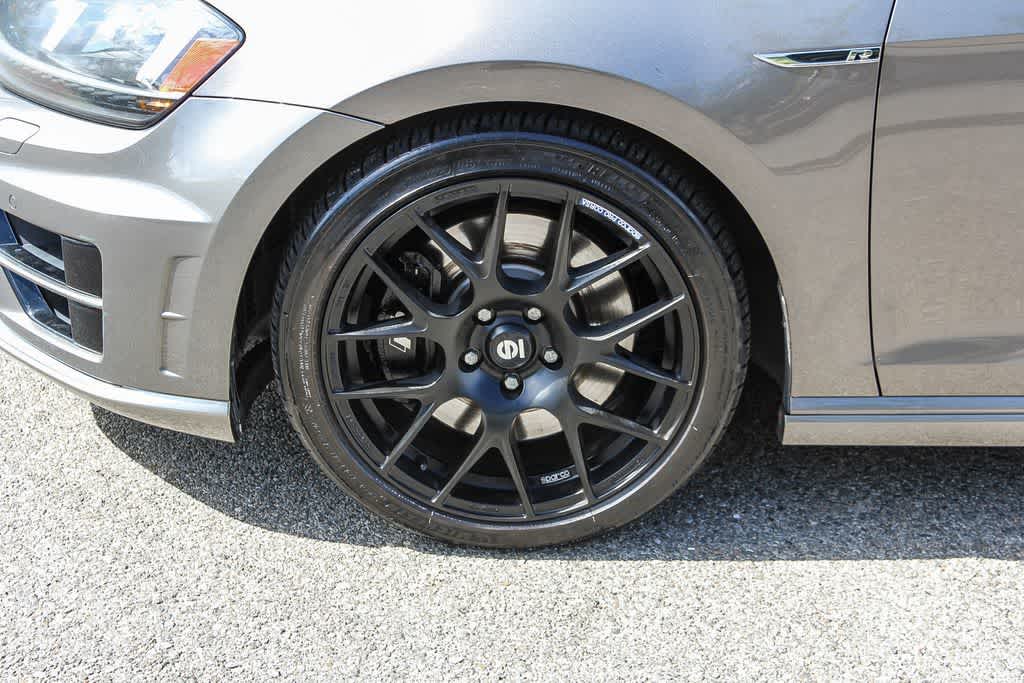 Thumbnail: 2017 Volkswagen Golf - 7