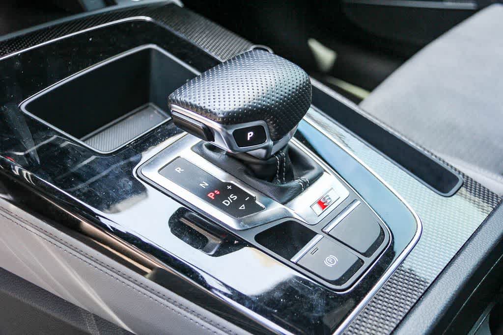 Thumbnail: 2022 Audi SQ5 - 20