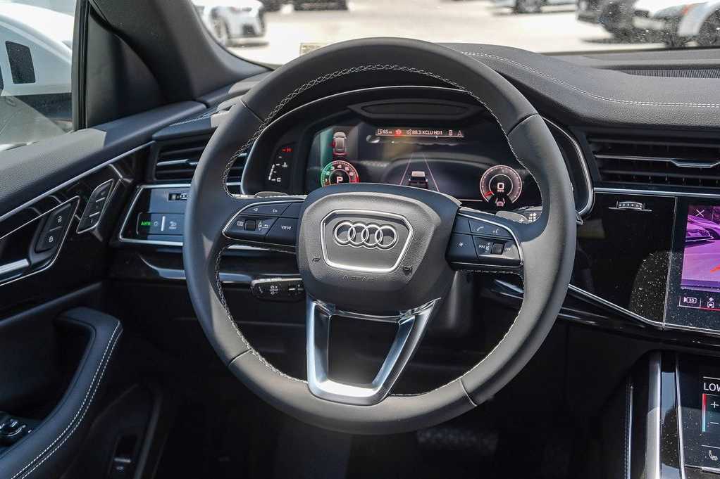 Thumbnail: 2026 Audi Q8 - 15