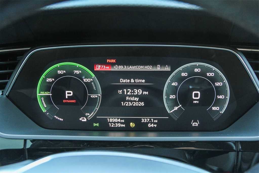 Thumbnail: 2024 Audi Q8 e-tron - 24