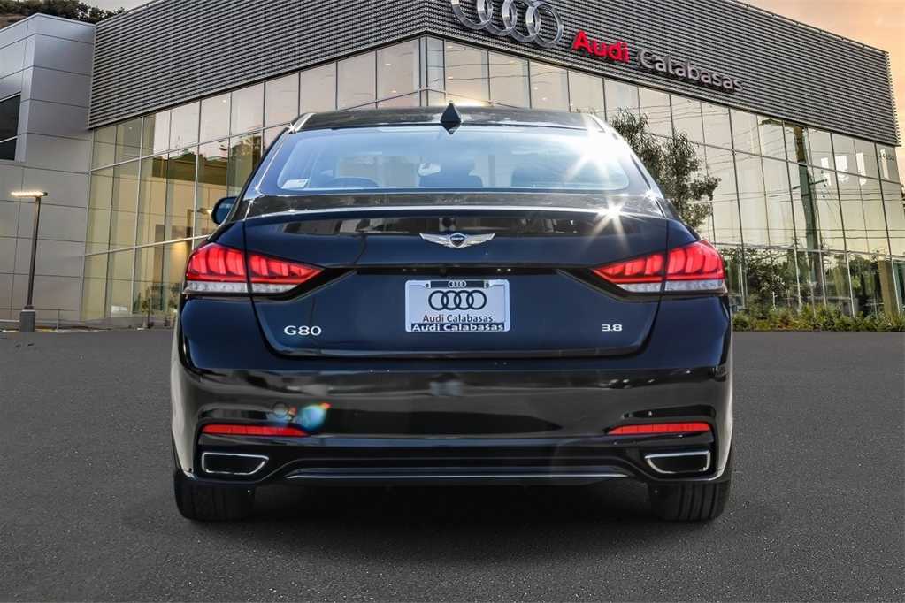 Thumbnail: 2018 Genesis G80 - 3
