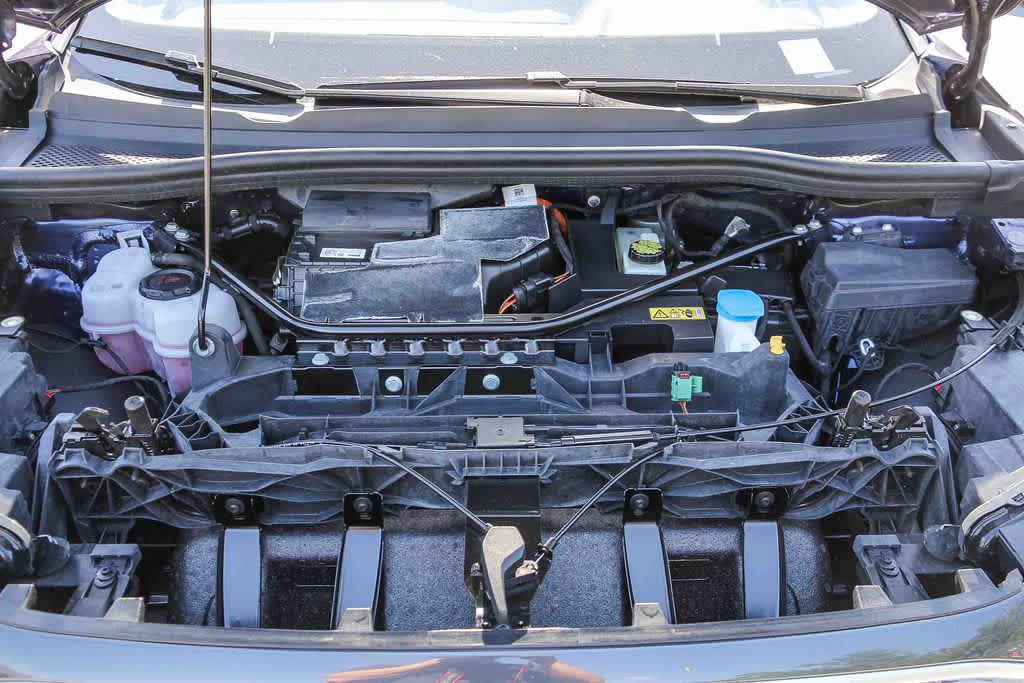 Thumbnail: 2023 Audi Q4 e-tron - 27