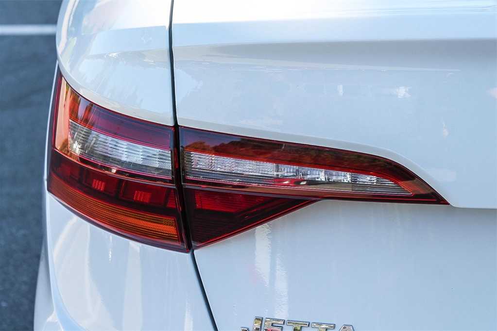 Thumbnail: 2019 Volkswagen Jetta - 7