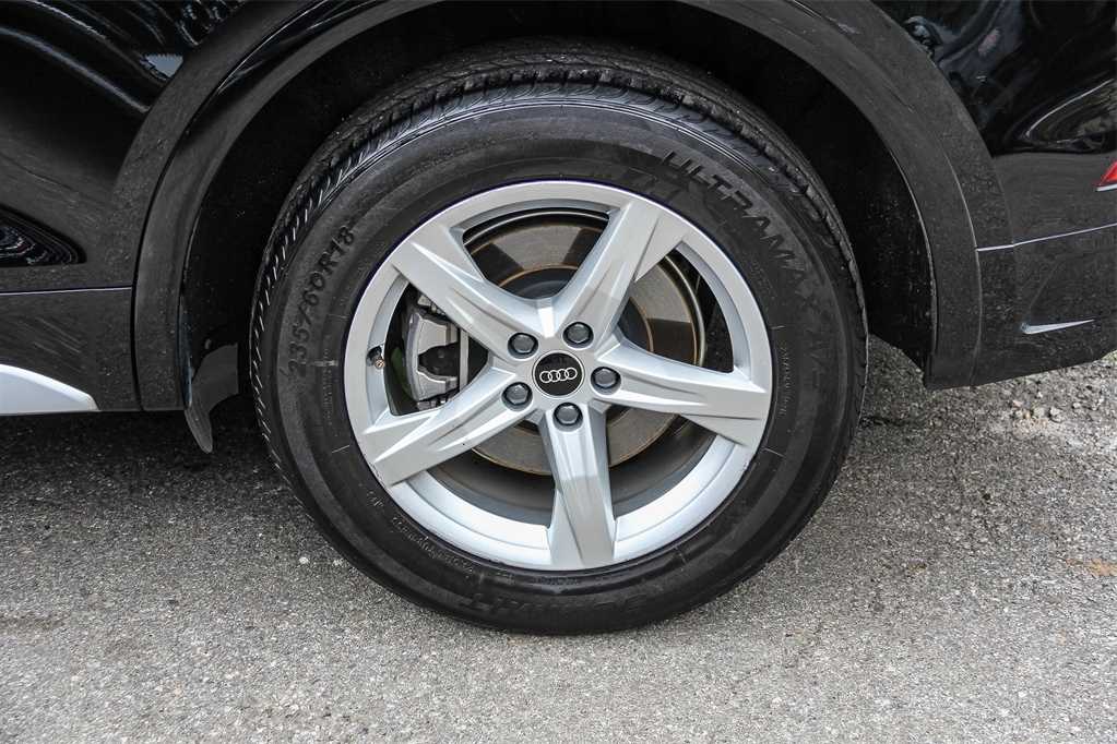 Thumbnail: 2023 Audi Q5 - 10