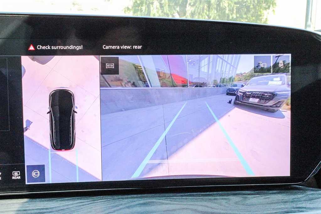 Thumbnail: 2025 Audi Q5 - 27