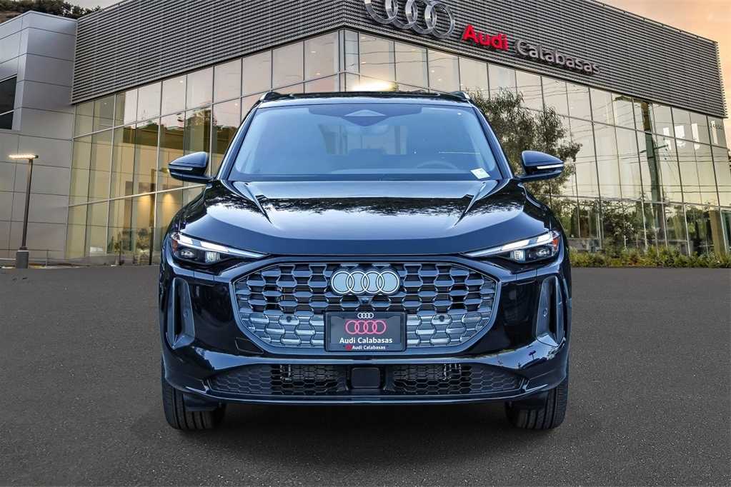 Thumbnail: 2025 Audi Q5 - 6