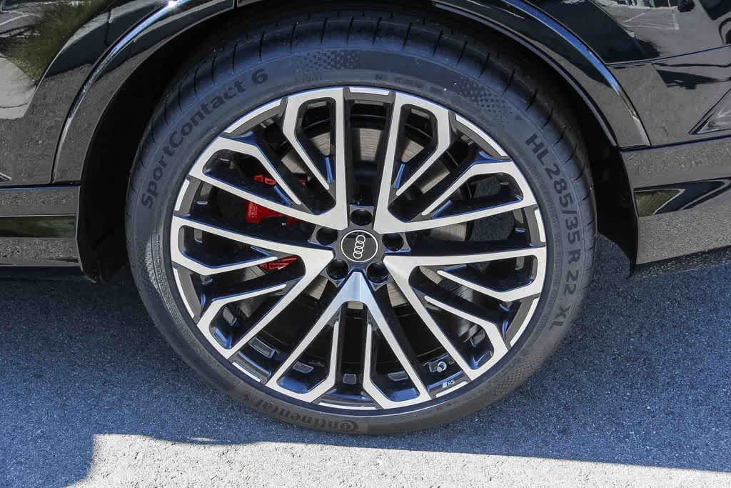 Thumbnail: 2026 Audi SQ7 - 10