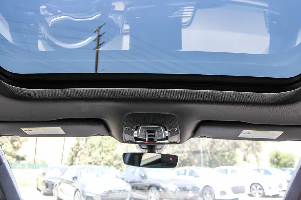 Thumbnail: 2021 Audi Q5 - 12