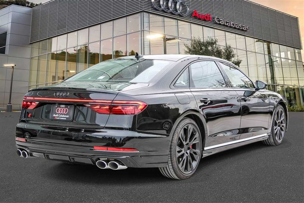 Thumbnail: 2026 Audi S8 - 4