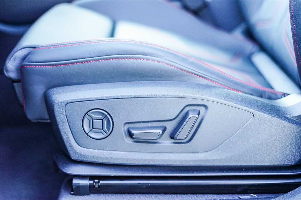 Thumbnail: 2025 Audi Q3 - 20