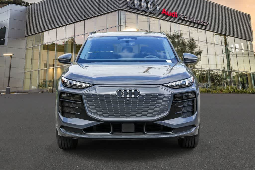 Thumbnail: 2025 Audi Q6 e-tron - 6
