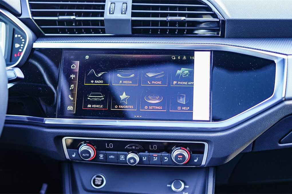 Thumbnail: 2025 Audi Q3 - 13