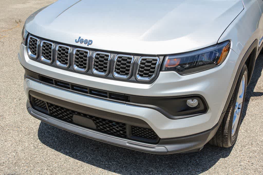 Thumbnail: 2024 Jeep Compass - 8