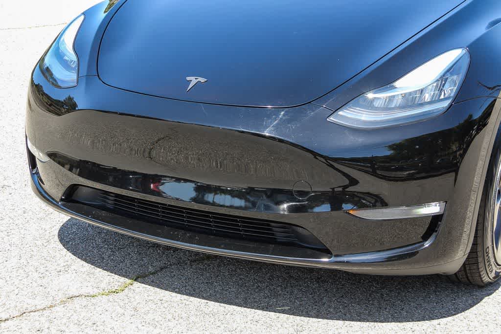 Thumbnail: 2023 Tesla Model Y - 8