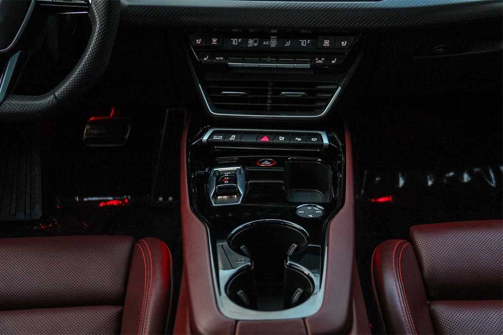 Thumbnail: 2024 Audi RS e-tron GT - 14