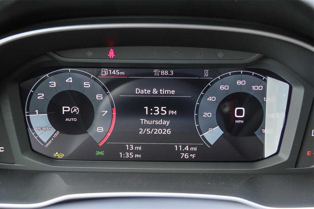 Thumbnail: 2025 Audi Q3 - 24