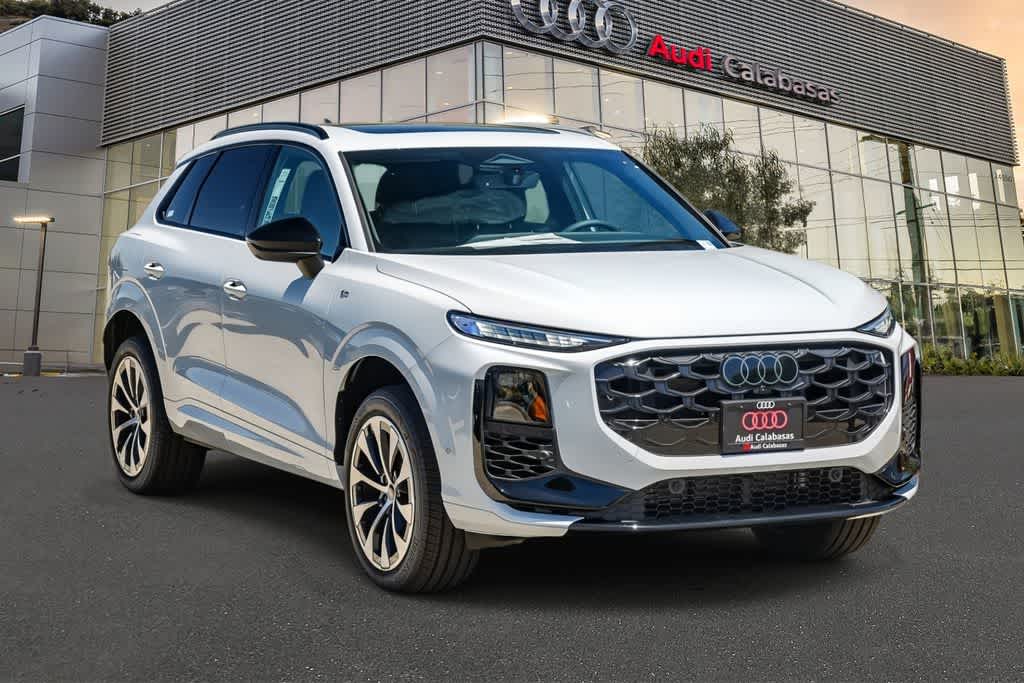 Thumbnail: 2026 Audi Q3 - 3