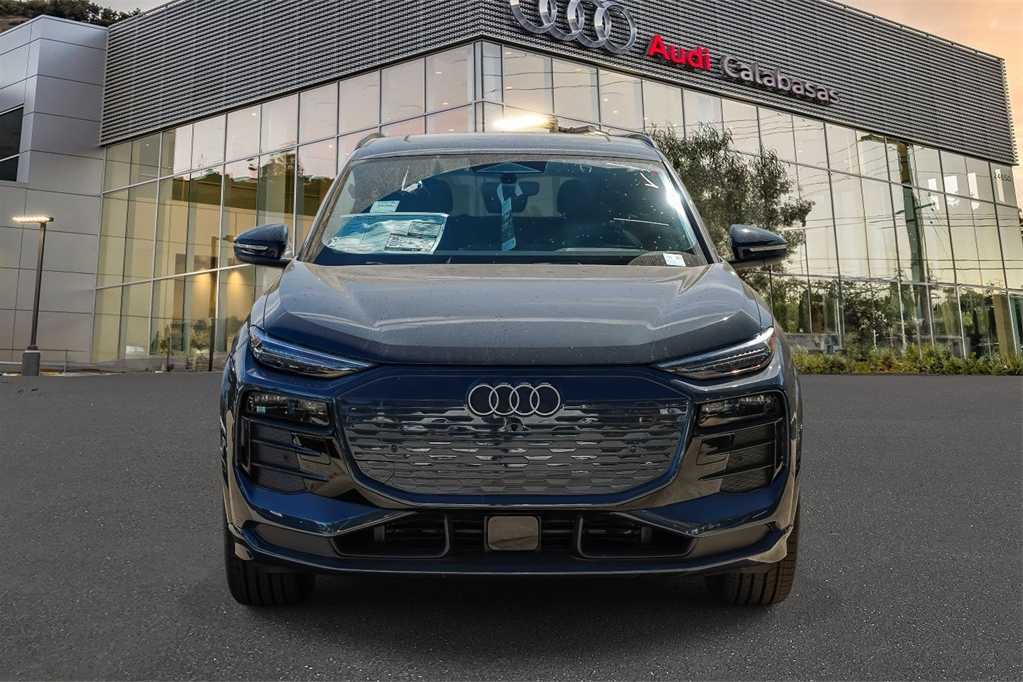 Thumbnail: 2025 Audi Q6 e-tron - 2