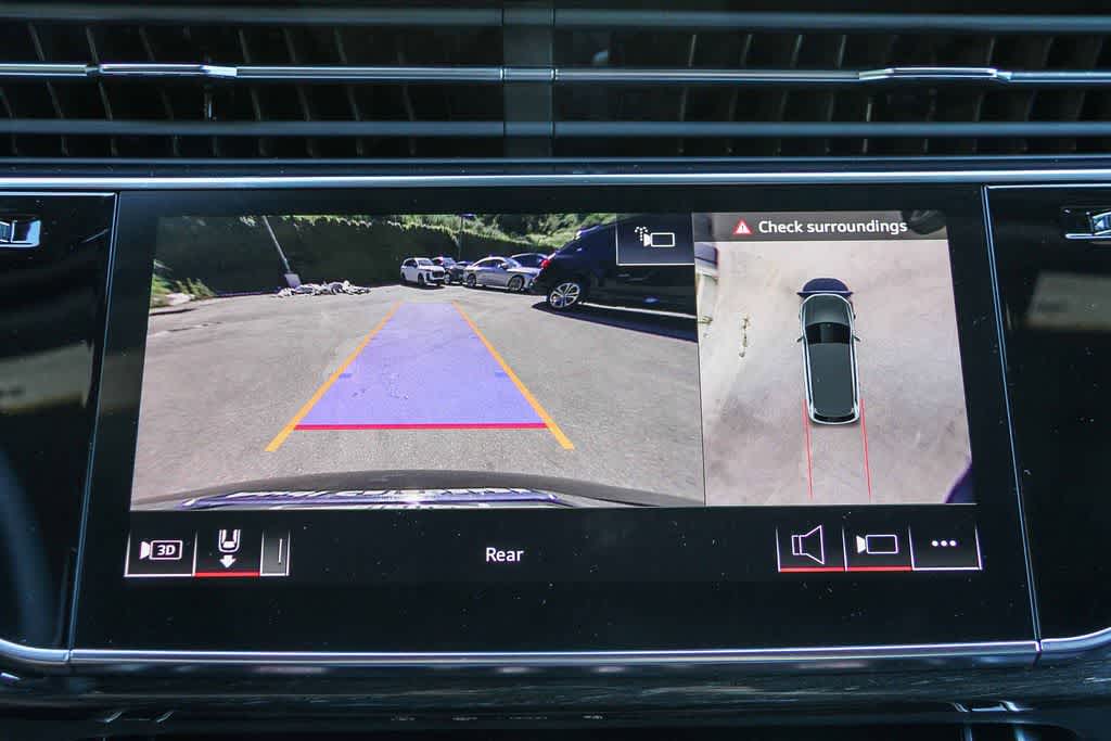 Thumbnail: 2026 Audi Q7 - 23