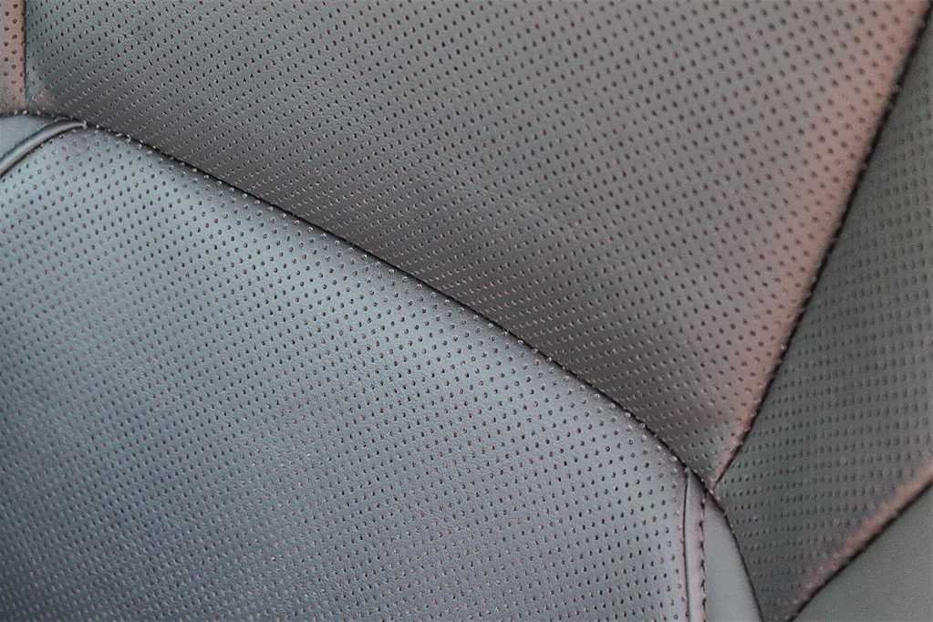 Thumbnail: 2019 Lexus ES - 28