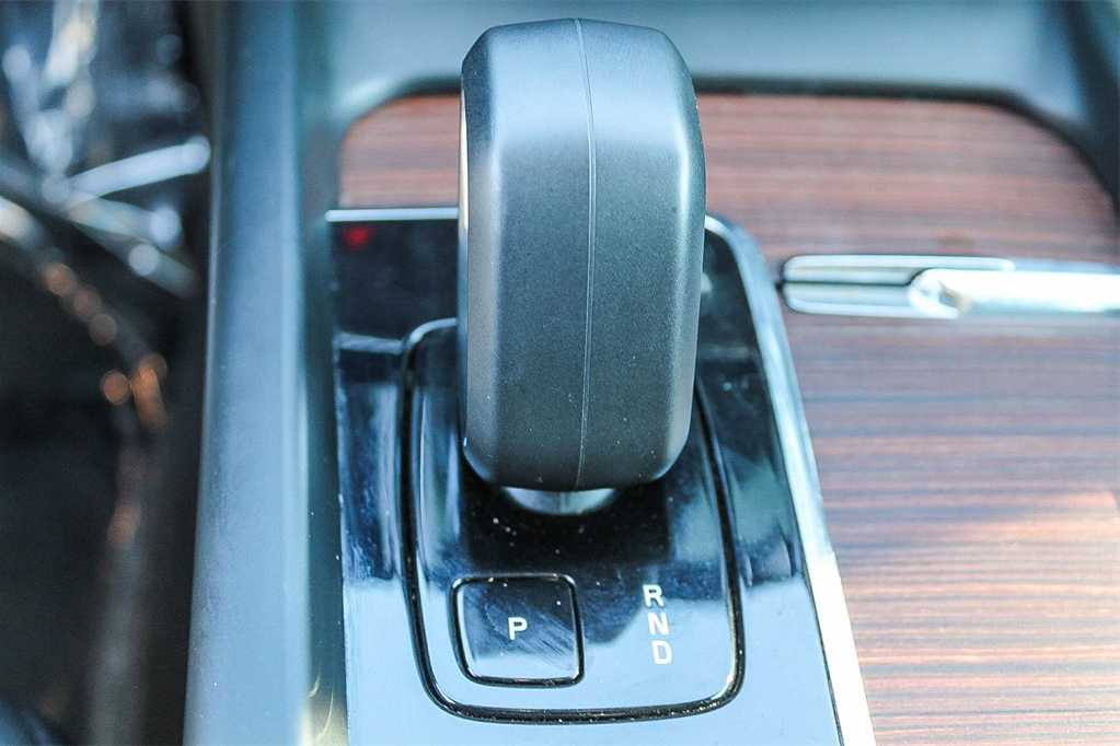 Thumbnail: 2023 Volvo XC60 - 22