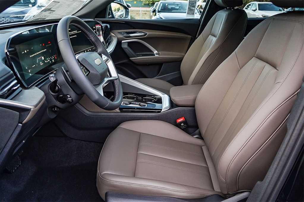 Thumbnail: 2025 Audi Q5 - 20