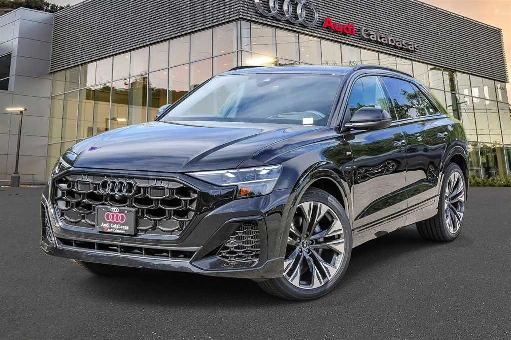 Thumbnail: 2026 Audi Q8 - 1