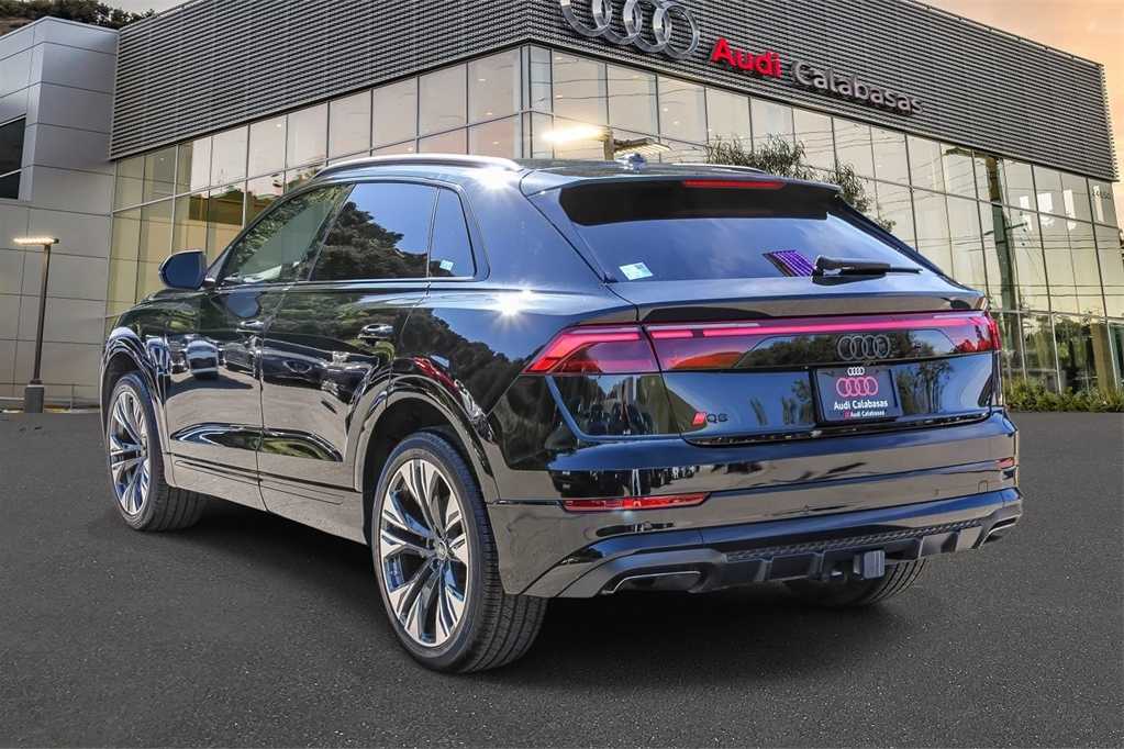 Thumbnail: 2025 Audi Q8 - 2