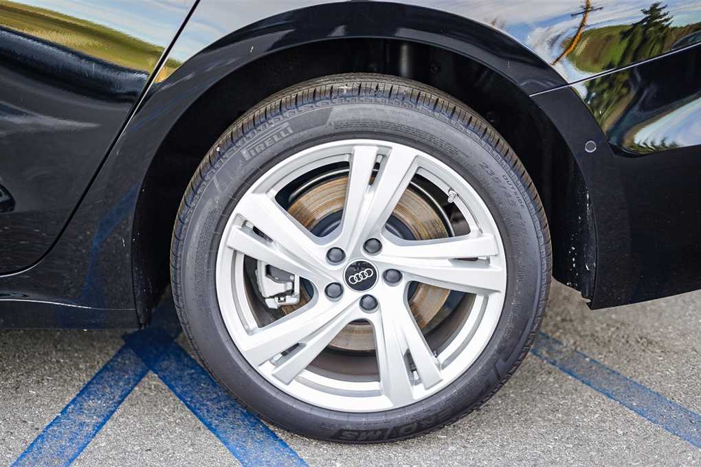 Thumbnail: 2025 Audi A5 - 10