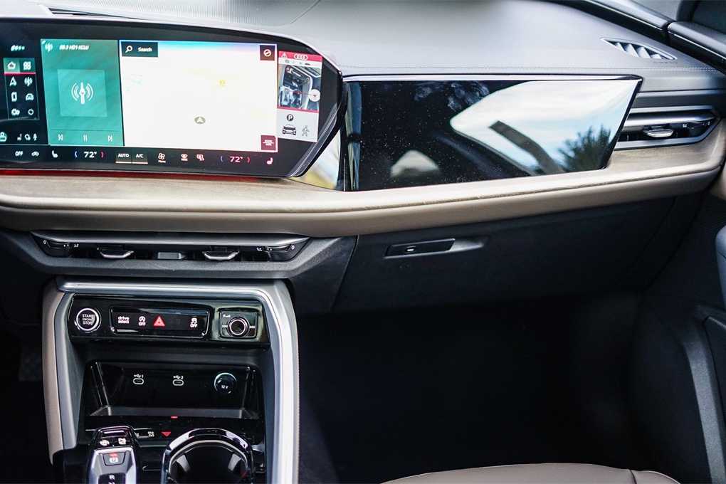 Thumbnail: 2025 Audi Q5 - 14